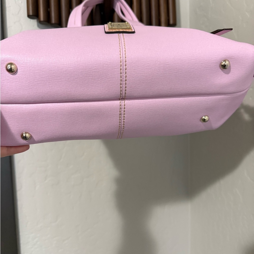 Dooney and Bourke Saffiano Leather Purse - Picture 3 of 4
